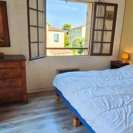 Family House 4 Bedrooms - With Garden Casa vacanze Saint-Raphaël