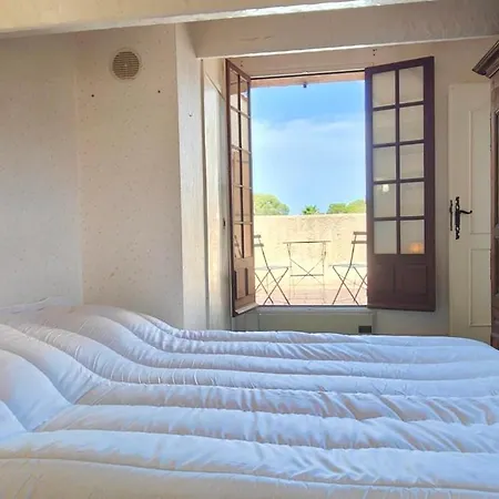 Family House 4 Bedrooms - With Garden Casa vacanze Saint-Raphaël